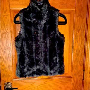 Faux fur fun zippered vest